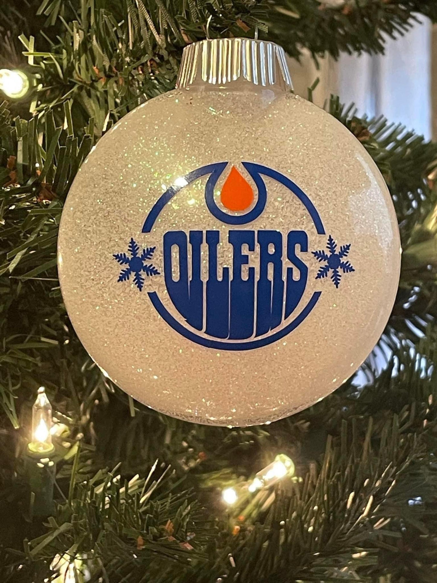 Custom glitter ornament ( sphere)